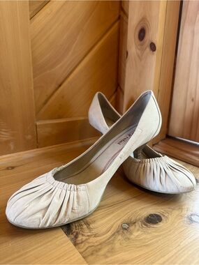 luxury rebel Cream Ruched Round-Toe Heels